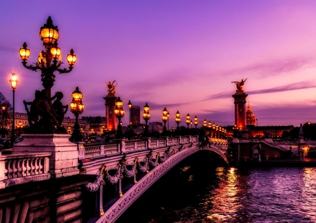 How to Spend 24 hours in the city of love - Paris?