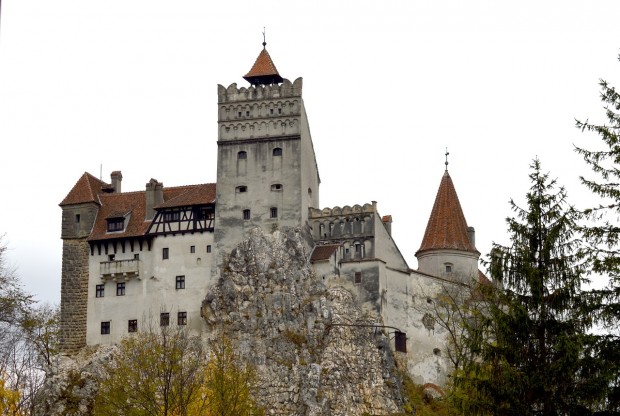 Find Your Fairytale in These 5 Enchanting European Castles You Must Visit