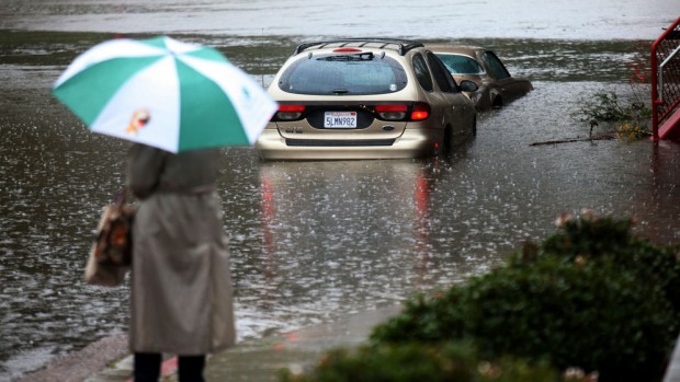 Heavy Rain in California Causes Travel Disruptions Ahead of Christmas Holidays