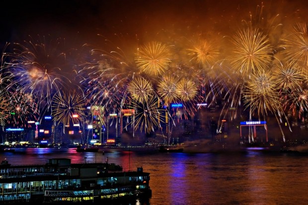 Hong Kong Gears Up for Spectacular New Year's Eve Fireworks Show