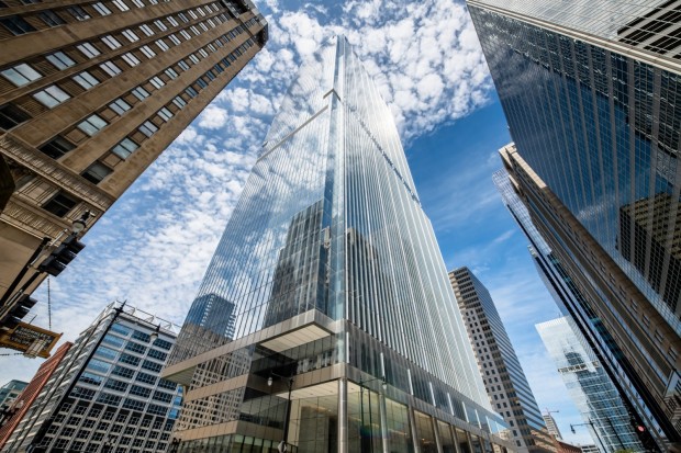 Get to Know the 6 Tallest US Skyscrapers on Your Road Trip