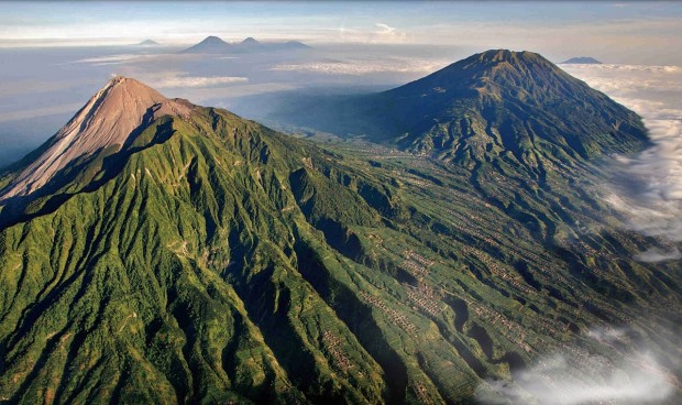 Indonesia’s Mount Merapi Erupts Again, Forces Evacuation as Ash Spreads Over Sumatra