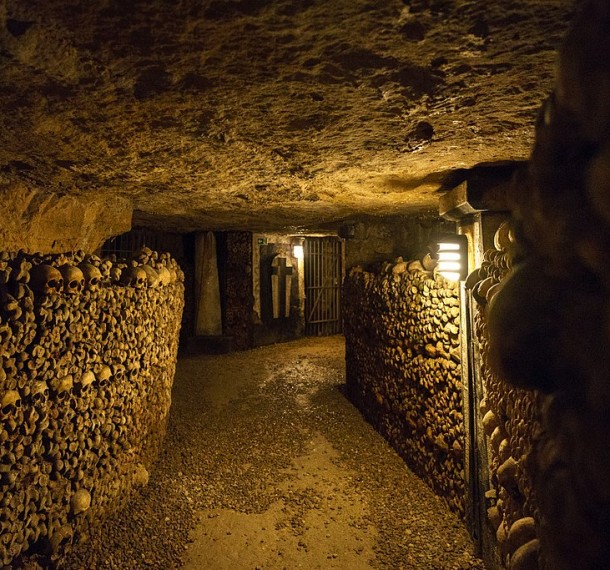 Here are the 5 Creepy Facts About The Catacombs of Paris You Didn't Know