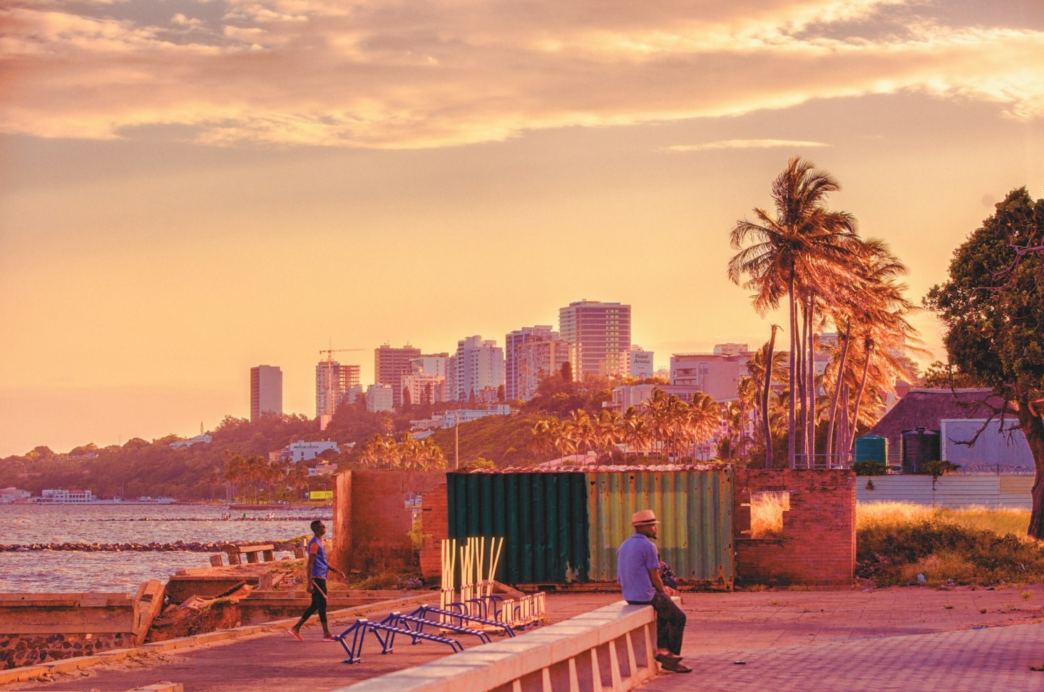 Here's What You Can See and Do in Mozambique