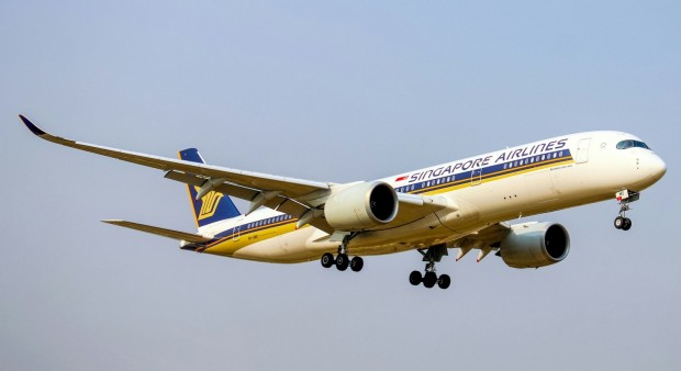 Fly Further Faster with Singapore Airlines' Exclusive Credit Card Bonuses