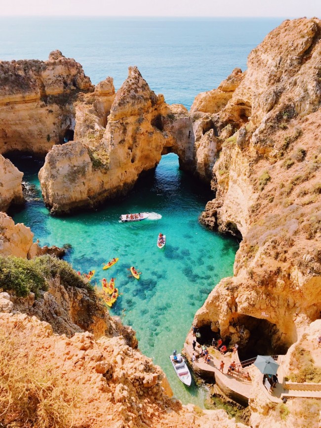 Top 5 Reasons to Spend Your Holidays in Portugal