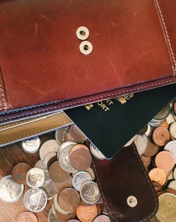 Money Management Tips for Travelers