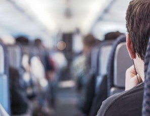 Tips On How to Stay Safe When Flying During the COVID-19 Outbreak