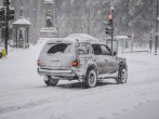 Blizzard Warnings Sweep Central Plains, Threatening Holiday Travel with Whiteout Conditions