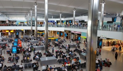 Long Queues Hit UK Airports After E-Gate Glitch